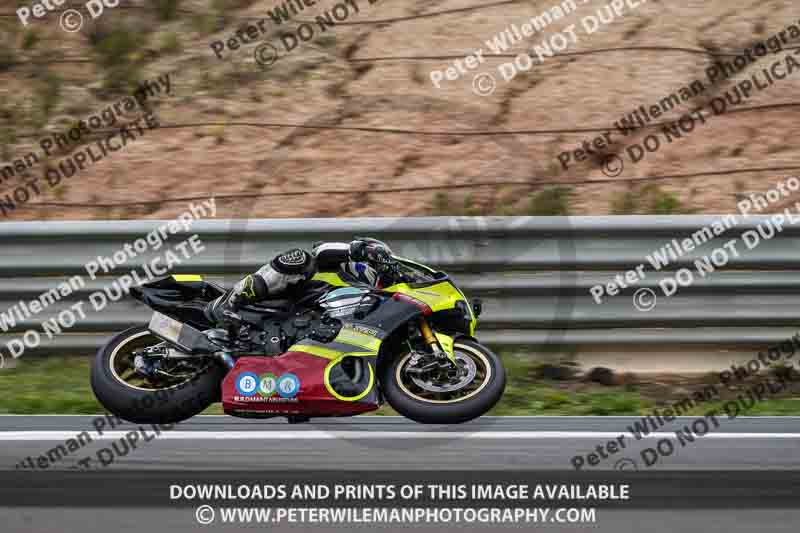 cadwell no limits trackday;cadwell park;cadwell park photographs;cadwell trackday photographs;enduro digital images;event digital images;eventdigitalimages;navarra;no limits trackdays;peter wileman photography;racing digital images;trackday digital images;trackday photos